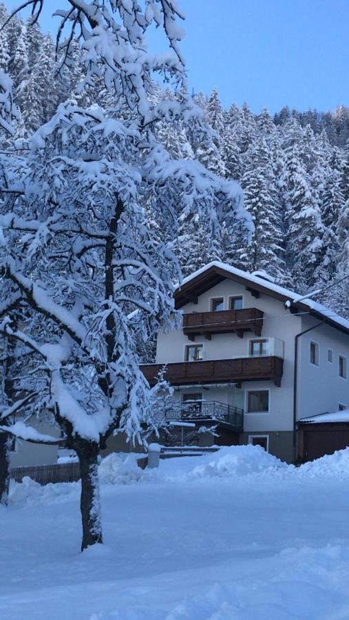 Ferienwohnung Pezzei Schlitters Esterno foto