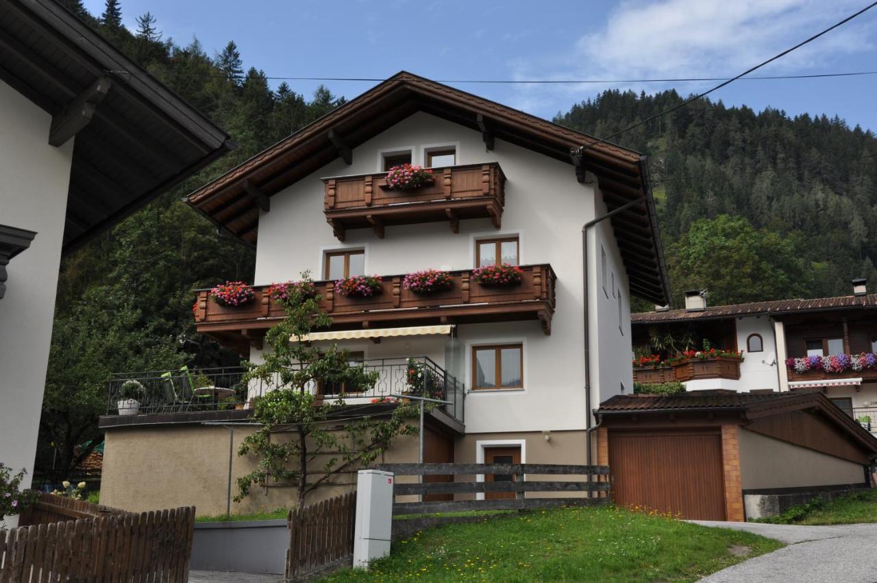 Ferienwohnung Pezzei Schlitters Esterno foto